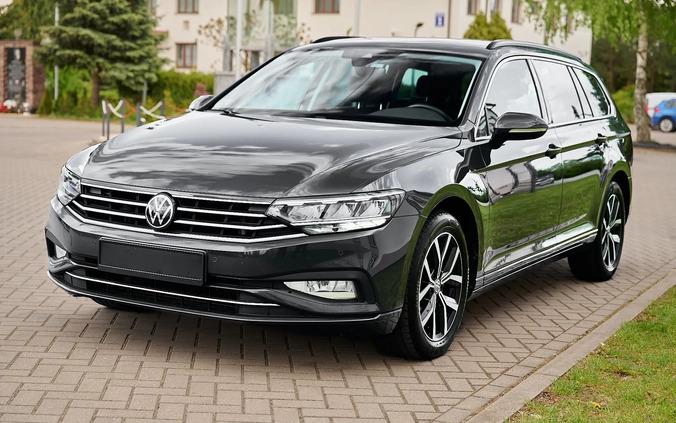 Volkswagen Passat cena 74800 przebieg: 189200, rok produkcji 2020 z Wąsosz małe 781